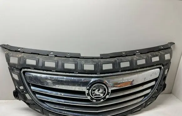 Opel Insignia A Front bumper upper radiator grill 903200054