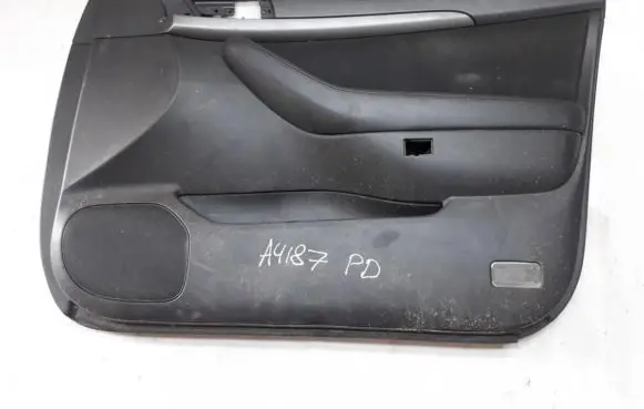Toyota Avensis T250 Front door card panel trim