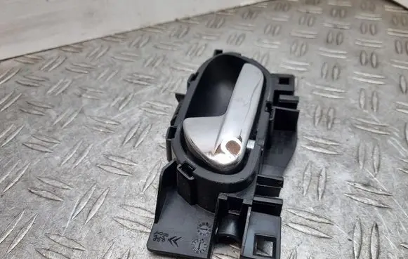 Peugeot 5008 Loading door interior handle 9683446877 9683446177