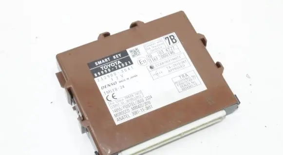 Lexus CT 200H Keyless (KESSY) go control unit/module 8999076021 2329003041
