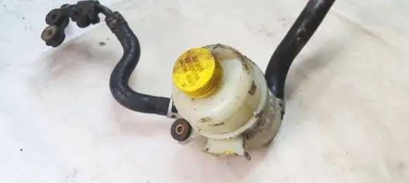 Mazda 323 Power steering fluid tank/reservoir