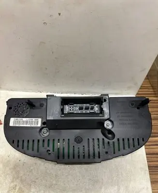 Volkswagen Touran I Speedometer (instrument cluster) 1T0920860G 217015