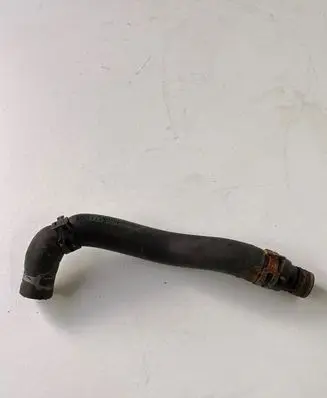 Audi A6 S6 C6 4F Engine coolant pipe/hose 059121073B