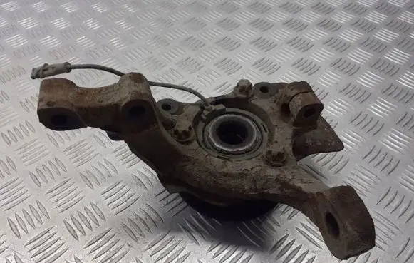 Opel Astra H Front wheel hub spindle knuckle