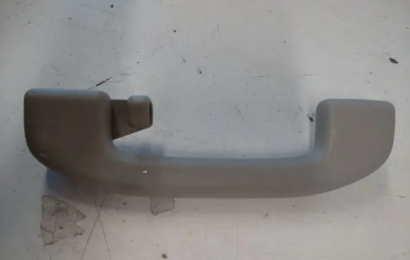Nissan Qashqai Rear interior roof grab handle