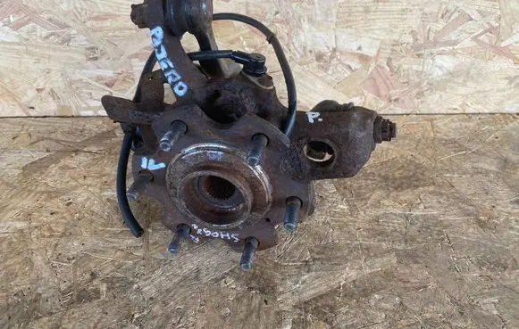 Mitsubishi Pajero Front wheel hub spindle knuckle ZWROTNICAPAJER