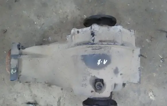 Audi A8 S8 D2 4D Rear differential DSA18039 01r525053e