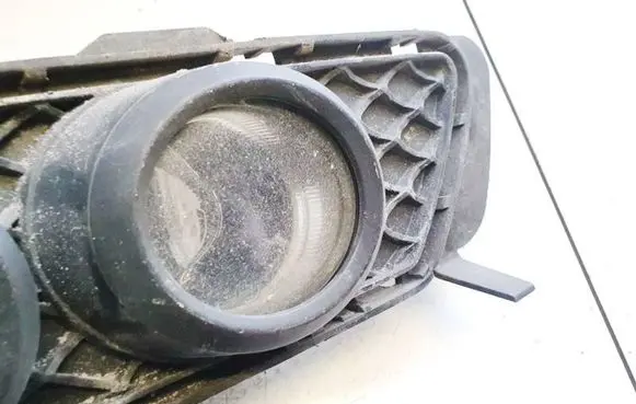 Mercedes-Benz E W212 Front fog light 1304200040 0305086001