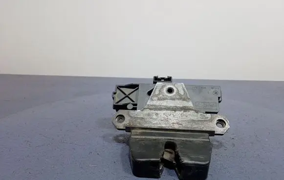 Volvo V50 Tailgate/trunk/boot lock/catch/latch 4N51-A442A66-AK