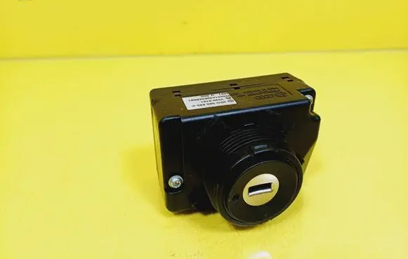 Volkswagen Phaeton Ignition lock 3D0905865C