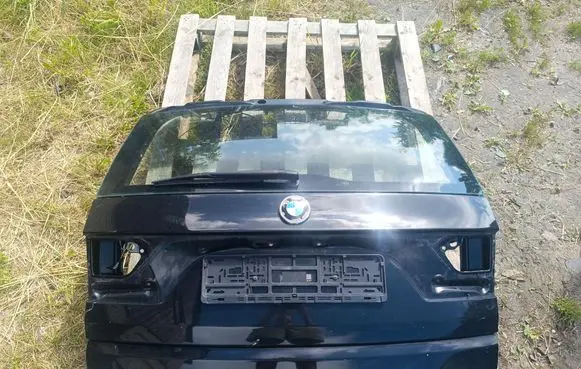 BMW X3 E83 Tailgate/trunk/boot lid