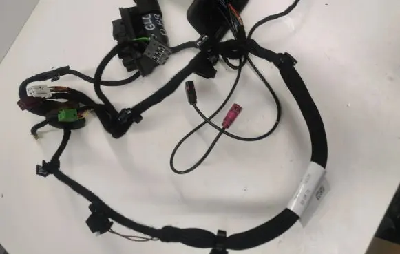 Mercedes-Benz GLC X253 C253 Front door wiring loom A2535402910 A253