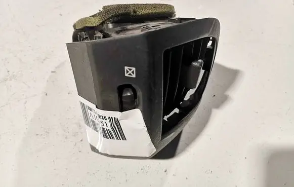 Nissan Micra Dash center air vent grill