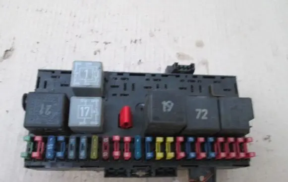 Volkswagen Golf II Fuse box set