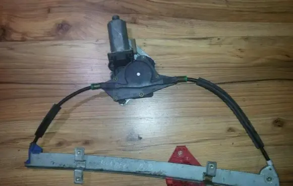 Ford Mondeo MK II Sliding door window regulator with motor