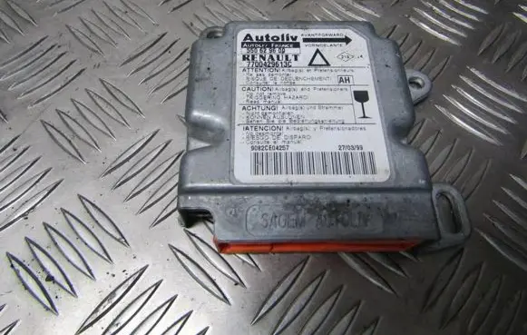 Renault Laguna I Airbag control unit/module 550629600 7700429613C