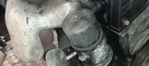 KIA Sportage Oil filter cover 