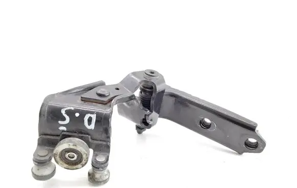 Volkswagen Transporter - Caravelle T5 Sliding door middle roller runner 7E0843336