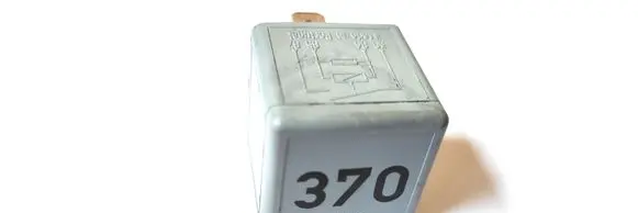 Audi A6 S6 C6 4F Other relay 8D0951253