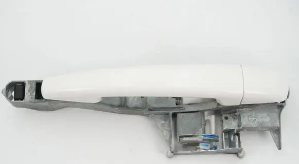 Peugeot 208 I Front door exterior handle 9680168580