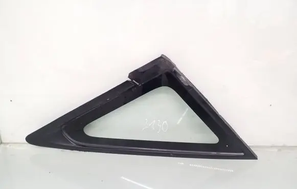Mazda Premacy Front triangle window/glass 