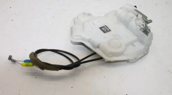 Mitsubishi Outlander Coupe door lock (next to the handle) 