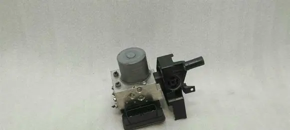 Mercedes-Benz S W222 ABS Pump A2224310400