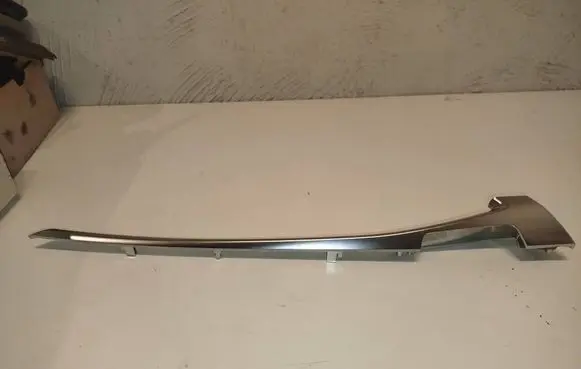 Audi A6 S6 C8 4K Front door trim bar 4K0867586A 36224945 4k0867586