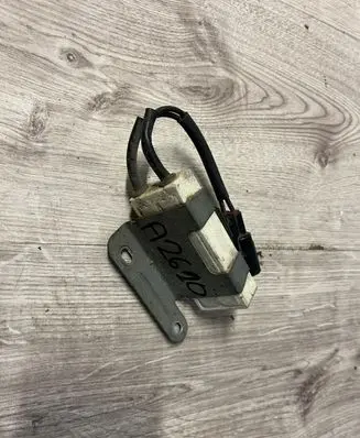 Toyota Yaris Coolant fan relay 246810-6110B
