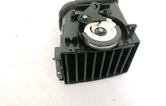 Chevrolet Epica Dash center air vent grill 80480148