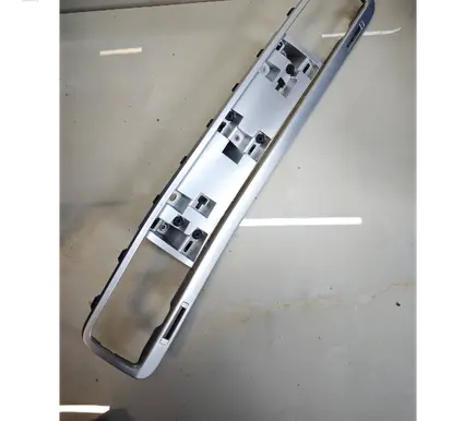 Volkswagen Touareg II Panel trim 7P1857226 6709401