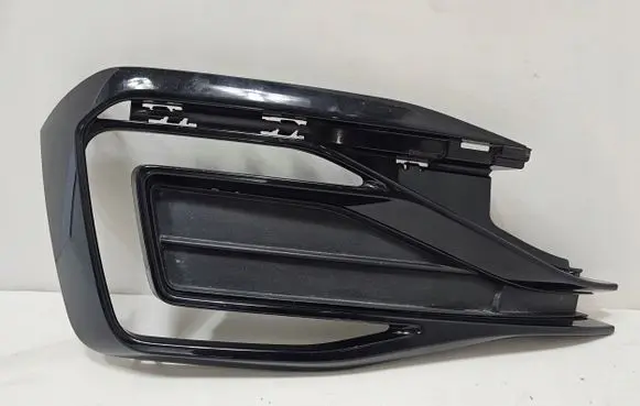 Volkswagen PASSAT B8 Front bumper lower grill 3G0853793B