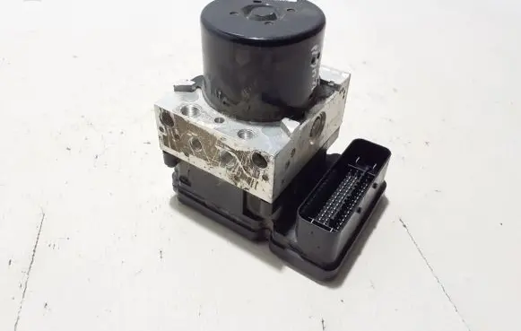 Ford Kuga II ABS Pump CV612C405EC