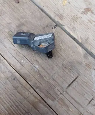 Audi A3 S3 8P Air pressure sensor 038906051C 0281002401