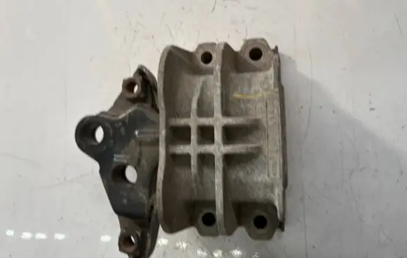 Ford Transit Custom Gearbox mount BK217M124BA