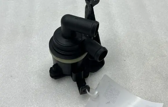 Audi A5 Sportback 8TA Electric auxiliary coolant/water pump 5N0865561