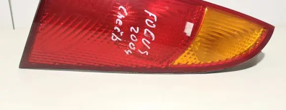 Ford Focus Rear/tail lights 1M5113405