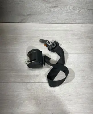 BMW 5 E39 Front seatbelt 566172701 12L000MADE 04D00B