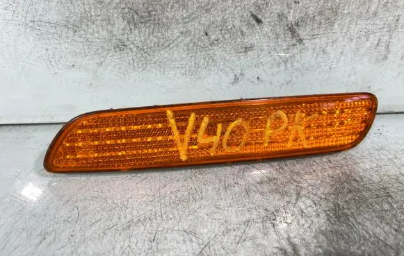 Volvo S40, V40 Front indicator light 30896799
