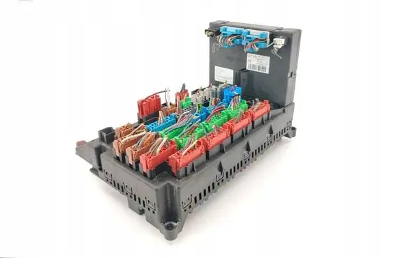Mercedes-Benz ML W163 Fuse module 1635450016