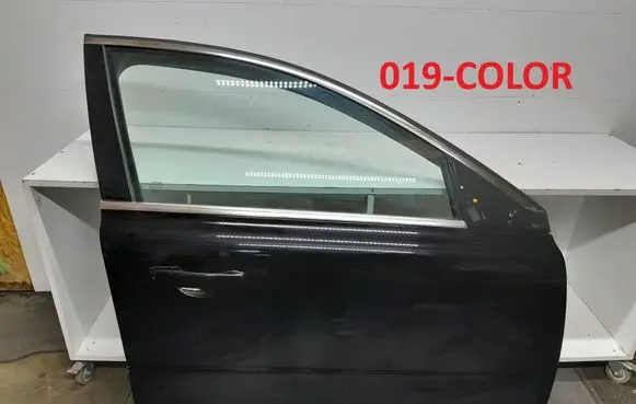 Volvo V70 Front door 