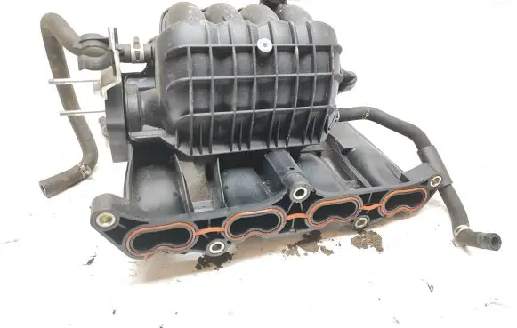 Suzuki Swift II Intake manifold 1119462S01