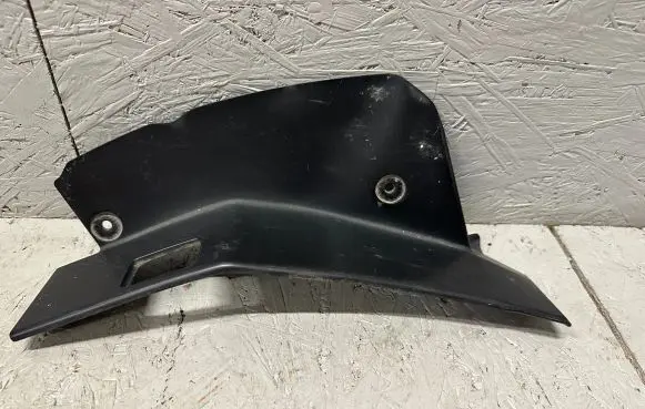 Subaru Forester SK Rear/tail light trim molding 84953SJ010