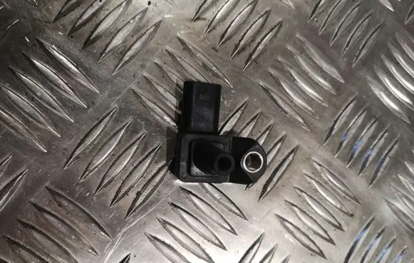 BMW 5 E60 E61 Air pressure sensor 780474201