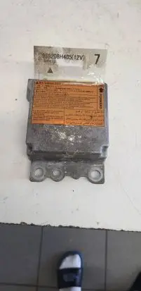 Nissan X-Trail T30 Airbag control unit/module 988208H405