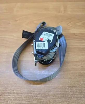 Volvo C70 Front seatbelt 00000000 603647900