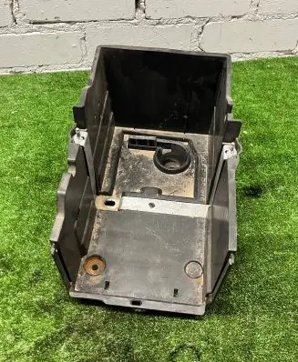 Ford Focus Battery box tray AM5110723 C8C9A