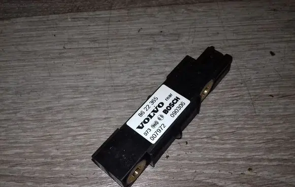 Volvo V70 Airbag deployment crash/impact sensor 8622365