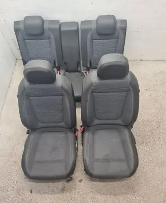Seat set