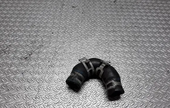 Mercedes-Benz C W204 Engine coolant pipe/hose